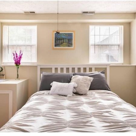Hidden Gem Near Downtown Frederick And Shopping Apartamento Exterior foto